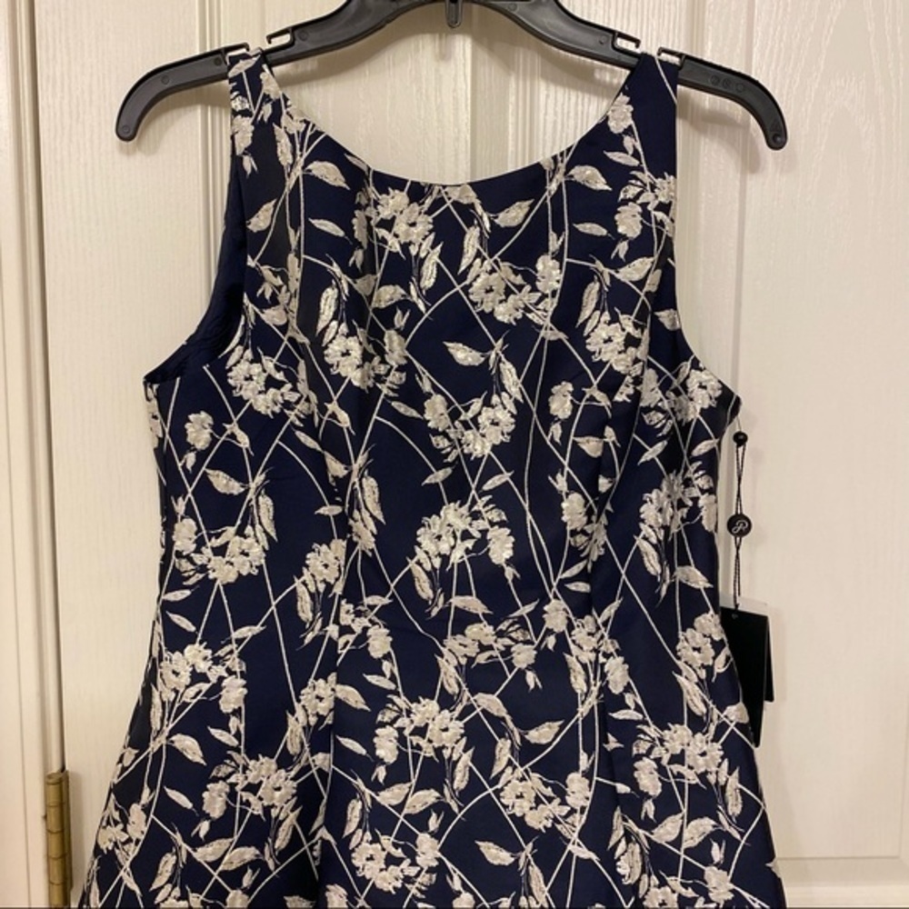 Adrianna Papell REVERSE Jacquard Midi Dress in Navy Blue / Silver - Picture 6 of 14